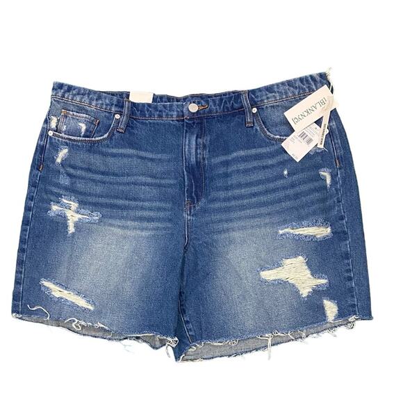 Blank NYC Women’s Plus Size Distressed Denim Shorts, NEW  Size 20W - Picture 1 of 9